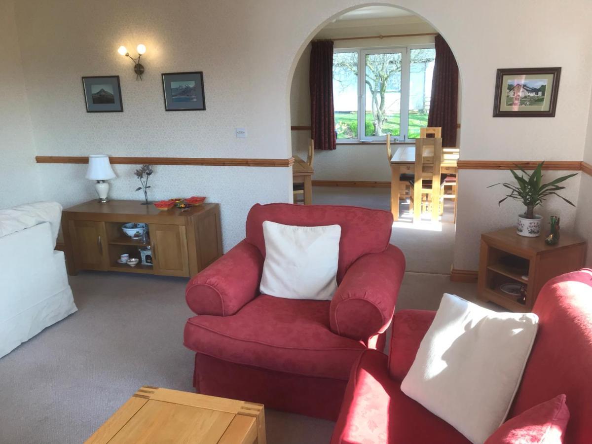 Heulwen Guest House ドルゲラウ エクステリア 写真