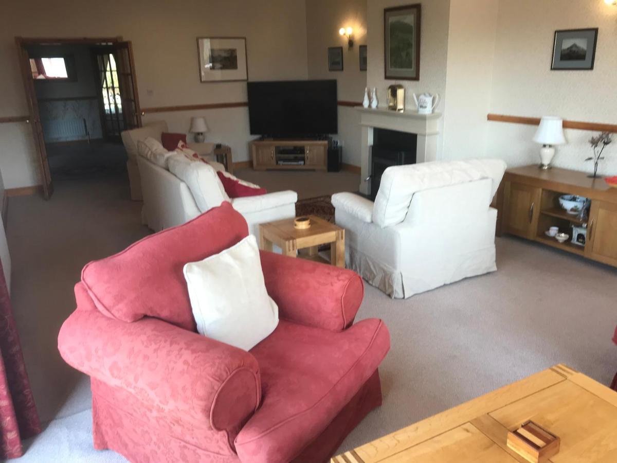 Heulwen Guest House ドルゲラウ エクステリア 写真