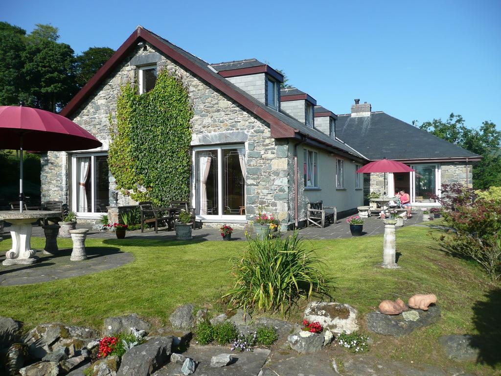 Heulwen Guest House ドルゲラウ エクステリア 写真