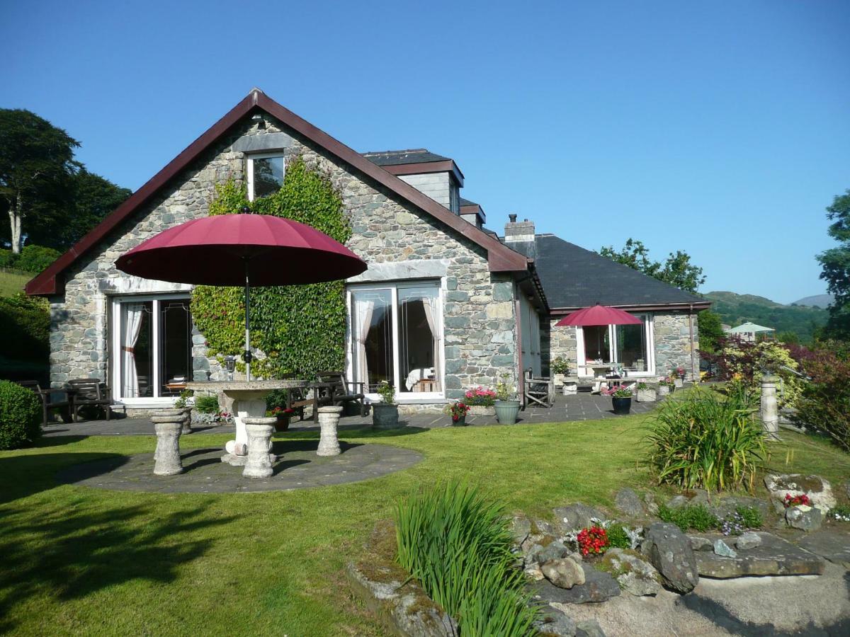 Heulwen Guest House ドルゲラウ エクステリア 写真